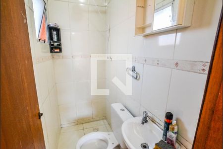 Banheiro da Suíte 1 de casa à venda com 2 quartos, 90m² em Vila Pires, Santo André