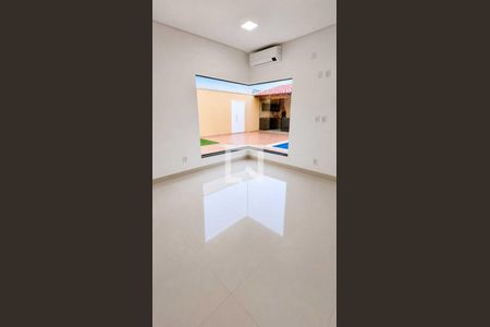 Quarto de casa para alugar com 4 quartos, 400m² em Vila Brasilia, Goiânia