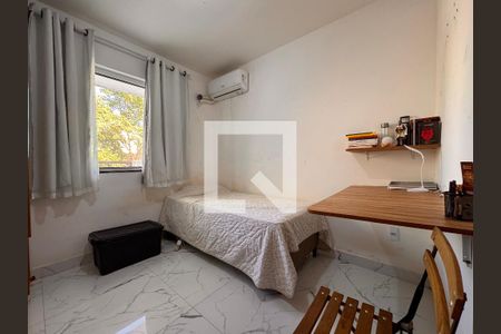 Quarto 1 de casa de condomínio à venda com 2 quartos, 60m² em Recreio dos Bandeirantes, Rio de Janeiro