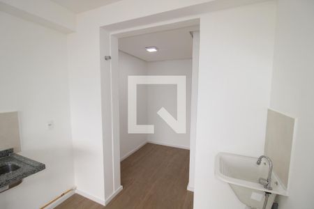 Sala / Cozinha de apartamento para alugar com 2 quartos, 35m² em Parada Inglesa, São Paulo