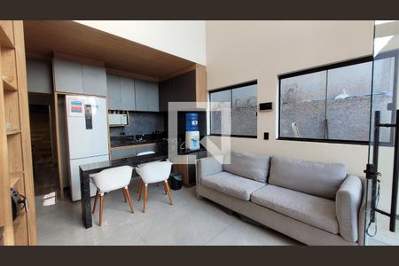 Sala de casa para alugar com 2 quartos, 155m² em Vila Vermont, Itaquaquecetuba