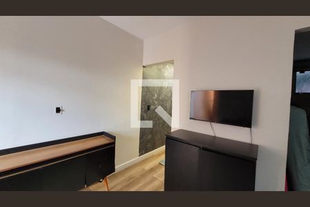 Sala de estar de casa para alugar com 2 quartos, 155m² em Vila Vermont, Itaquaquecetuba