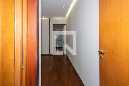Corredor de casa à venda com 3 quartos, 144m² em Planalto Paulista, São Paulo