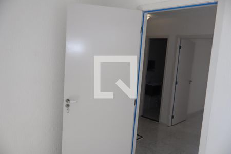 Quarto 1 de apartamento para alugar com 2 quartos, 32m² em Parque São Lourenço, São Paulo