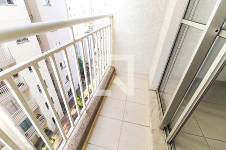 Sacada de apartamento à venda com 2 quartos, 55m² em Cidade Líder, São Paulo