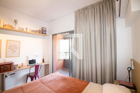 Sala / Quarto - Studio de kitnet/studio à venda com 1 quarto, 28m² em Santo Amaro, São Paulo