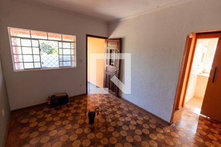 SALA de casa para alugar com 3 quartos, 150m² em Conjunto Habitacional Vila Santana (sousas), Campinas