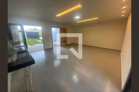 Casa para alugar com 2 quartos, 93m² em Jardim Atlântico Central, Maricá