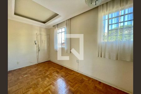 Apartamento à venda com 2 quartos, 69m² em Floresta, Belo Horizonte