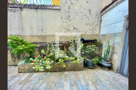 Apartamento à venda com 2 quartos, 69m² em Floresta, Belo Horizonte