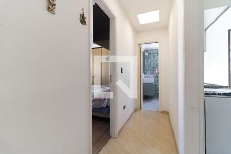 Corredor de apartamento para alugar com 1 quarto, 58m² em Aclimação, São Paulo