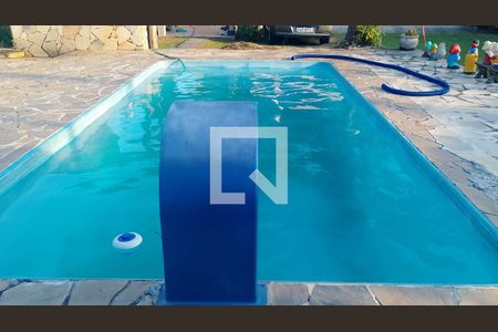 Piscina de casa para alugar com 4 quartos, 500m² em Camburi, Maricá