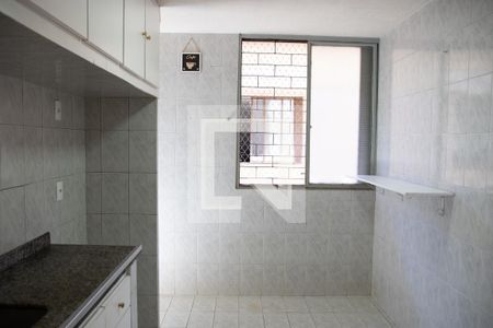 Cozinha e Área de Serviço de apartamento para alugar com 2 quartos, 75m² em Setor Urias Magalhães, Goiânia