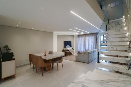 Sala de Jantar de casa à venda com 3 quartos, 192m² em Osvaldo Cruz, São Caetano do Sul