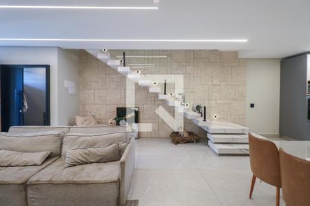 Sala de casa à venda com 3 quartos, 192m² em Osvaldo Cruz, São Caetano do Sul