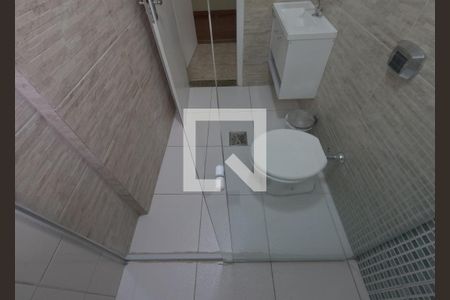 Banheiro de apartamento para alugar com 2 quartos, 146m² em José Menino, Santos