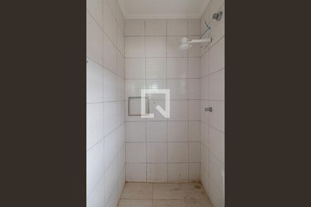 Banheiro  de casa à venda com 1 quarto, 416m² em Vila Paranagua, São Paulo