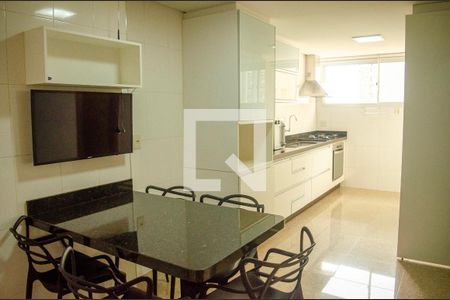 Apartamento para alugar com 4 quartos, 146m² em Jardim Goiás, Goiânia