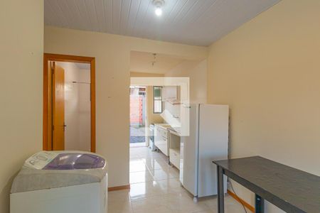 Sala/Cozinha de casa para alugar com 2 quartos, 50m² em Jardim Betânia, Cachoeirinha