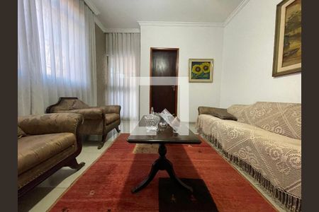 Sala de casa à venda com 3 quartos, 133m² em Nova Granada, Belo Horizonte