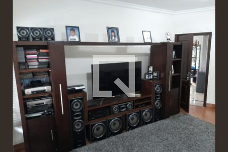 Sala de casa para alugar com 5 quartos, 680m² em Sabaúna, Mogi das Cruzes
