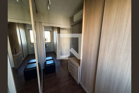 Quarto 1 de apartamento para alugar com 2 quartos, 72m² em Petrópolis, Porto Alegre