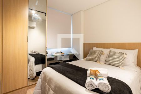 Sala / Quarto de apartamento para alugar com 1 quarto, 27m² em Água Branca, São Paulo