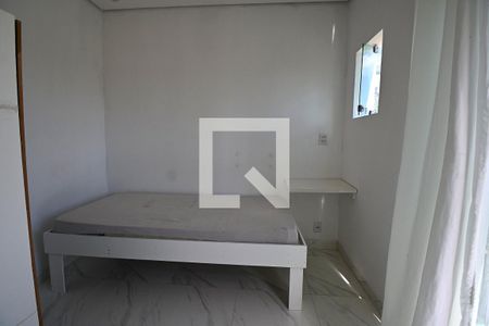 Kitnet de casa para alugar com 1 quarto, 38m² em Colonial, Contagem