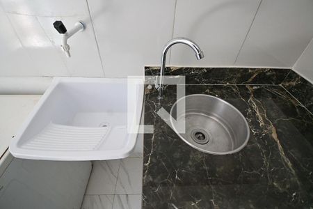 Cozinha e Área de Serviço de casa para alugar com 1 quarto, 38m² em Colonial, Contagem