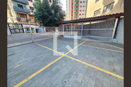 Garagem de apartamento para alugar com 2 quartos, 65m² em Guilhermina, Praia Grande