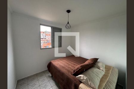 Quarto 1 de apartamento para alugar com 2 quartos, 45m² em Parque dos Dourados, Ferraz de Vasconcelos