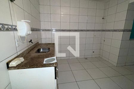Cozinha de casa para alugar com 3 quartos, 180m² em Vila São Luis, Duque de Caxias