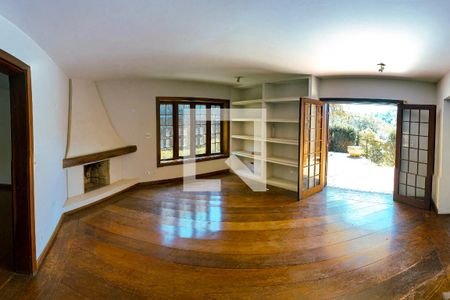 Casa à venda com 4 quartos, 600m² em Morumbi, São Paulo