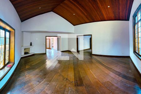 Casa à venda com 4 quartos, 600m² em Morumbi, São Paulo