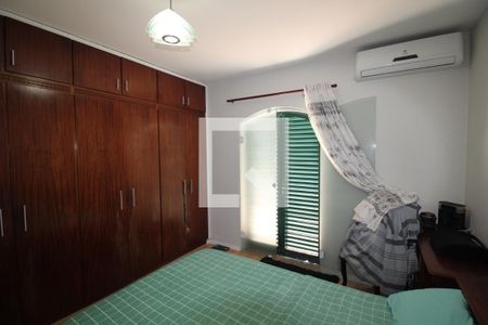 Quarto 1 de casa à venda com 2 quartos, 200m² em Chora Menino, São Paulo