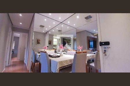 Sala de apartamento à venda com 2 quartos, 64m² em Continental, Osasco