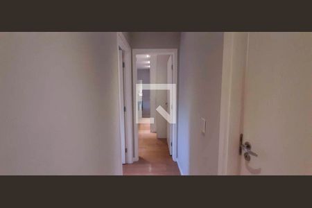 Corredor de apartamento à venda com 2 quartos, 64m² em Continental, Osasco