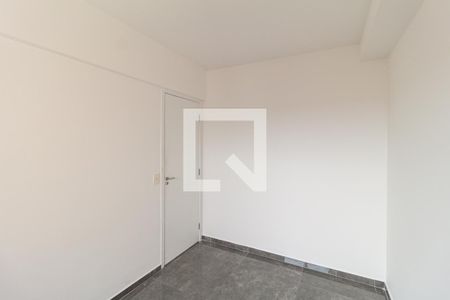 Quarto de apartamento para alugar com 2 quartos, 60m² em Jardim das Belezas, Carapicuíba