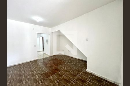 Casa para alugar com 4 quartos, 666m² em Vila Cloris, Belo Horizonte