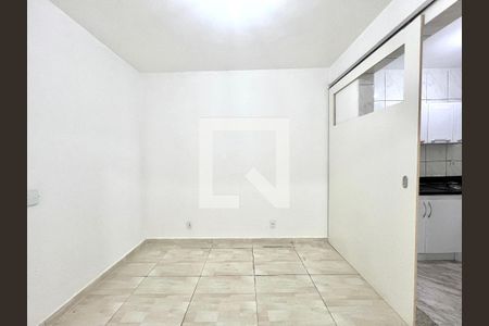 Casa para alugar com 4 quartos, 666m² em Vila Cloris, Belo Horizonte