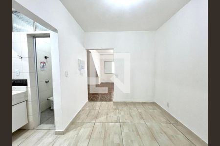 Casa para alugar com 4 quartos, 666m² em Vila Cloris, Belo Horizonte