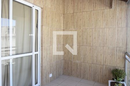 Varanda de casa para alugar com 1 quarto, 50m² em Jardim Guaruja, Embu das Artes