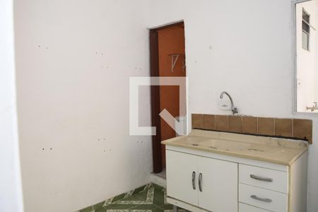 Casa para alugar com 1 quarto, 45m² em Jardim Guaruja, Embu das Artes