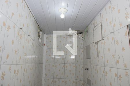 Banheiro de casa para alugar com 1 quarto, 45m² em Jardim Guaruja, Embu das Artes