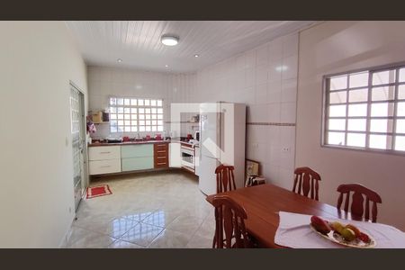 Cozinha  de casa para alugar com 4 quartos, 144m² em Sesc, Suzano