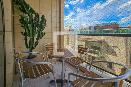 Apartamento para alugar com 2 quartos, 80m² em Jardim Tres Marias, Guarujá