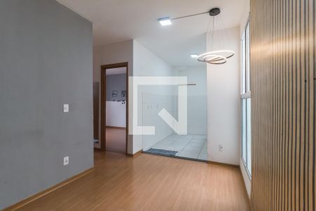 Sala de apartamento para alugar com 2 quartos, 50m² em Vila Perracini, Poá