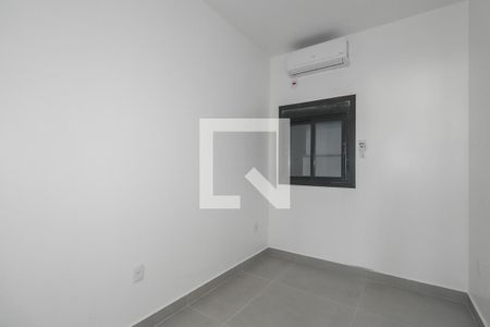 Quarto de apartamento para alugar com 1 quarto, 26m² em Costa E Silva, Porto Alegre
