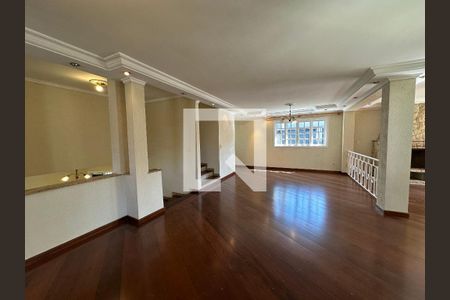 Sala de casa de condomínio para alugar com 3 quartos, 270m² em Nova Higienópolis, Barueri