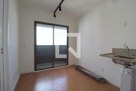 Sala/Cozinha de apartamento à venda com 1 quarto, 24m² em Vila Nova Conceição, São Paulo